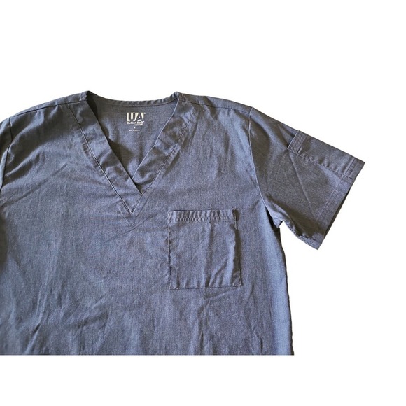 UA Butter-Soft Unisex 6 Pocket V-Neck Scrub Top Sz Small - Picture 2 of 9